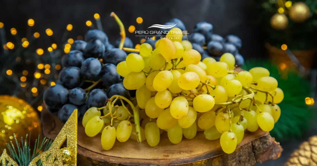 Tradição de comer 12 uvas à meia-noite no Ano Novo para atrair sorte e prosperidade.