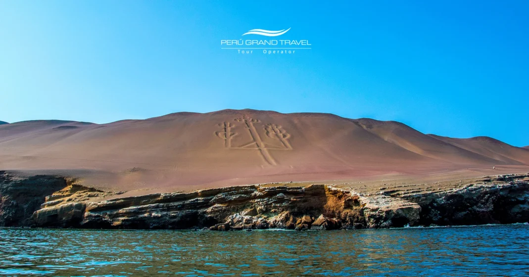 Candelabros em Paracas, Ilhas Ballestas, viagem a Paracas, viagem ao Peru, experiência em Ica, Paracas e Lima