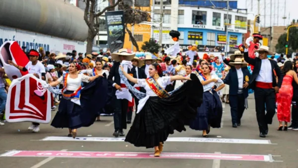 Capa, fundação de Trujillo, celebração em Trujillo, parada cívica em Trujillo, Trujillo, Peru