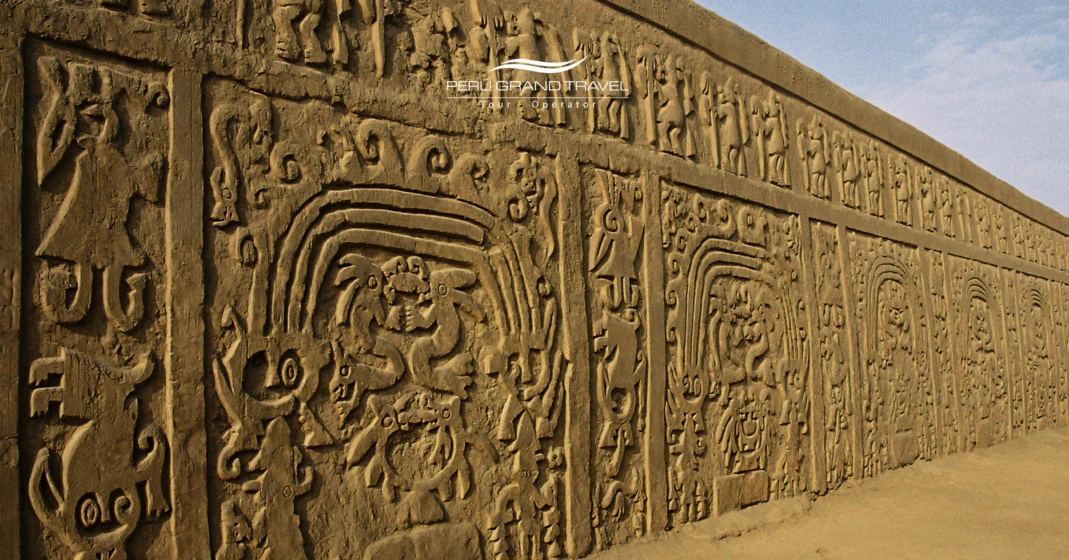 Huaca del Dragón, murais em huacas Mochica, murais policromados, Trujillo, Peru, cultura Moche