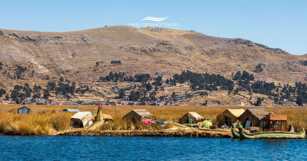 Ilha Uros, destinos em Puno, ilhas flutuantes, Puno, Peru, turismo de experiência, festival em Puno
