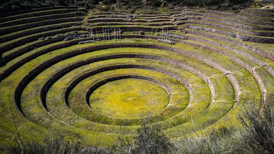 Terraços agrícolas de Moray, parte do Circuito III (Vale Sagrado) do boleto turístico