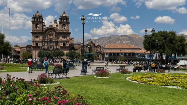O que fazer no Peru, praça principal de Cusco, Catedral de Cusco