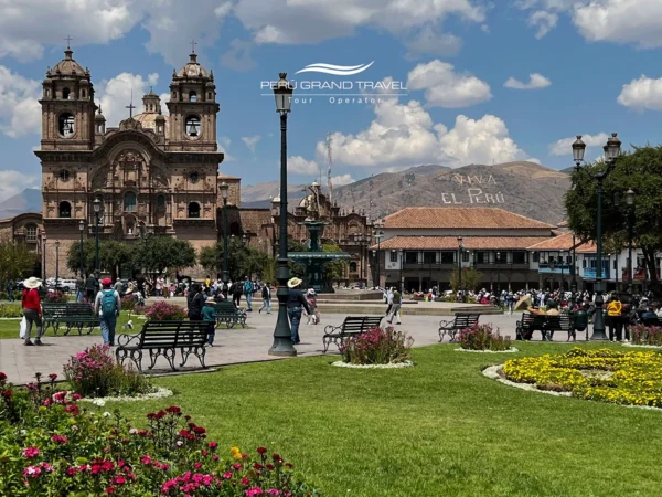 O que fazer no Peru, praça principal de Cusco, Catedral de Cusco