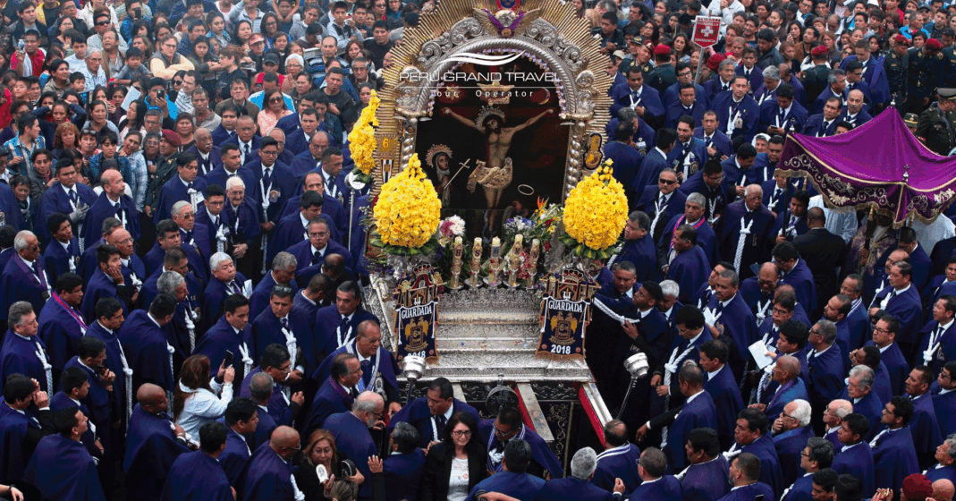 Senhor dos Milagres, Mês Roxo, fiéis, figura religiosa em Lima, festividades no Peru, festividades em Lima