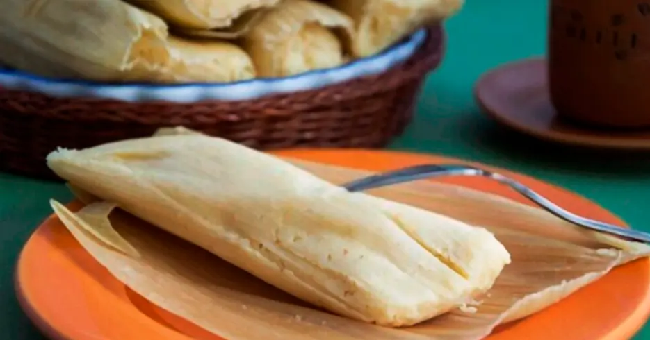 Comida de rua peruana - tamales e humitas