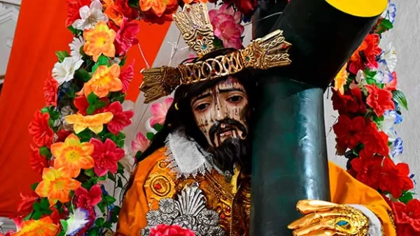 imagem-sagrada-do-senhor-do-pampacucho