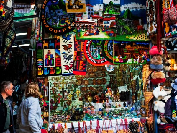 Mercados em Cusco com vista para o artesanato peruano