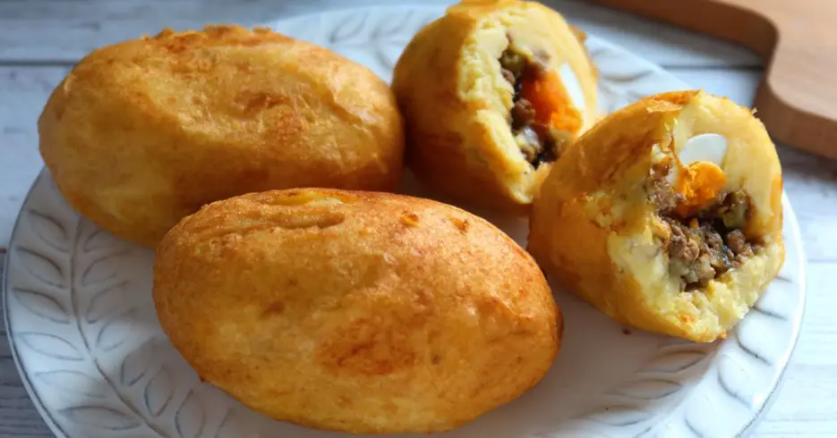 papa rellena comida de rua peruana