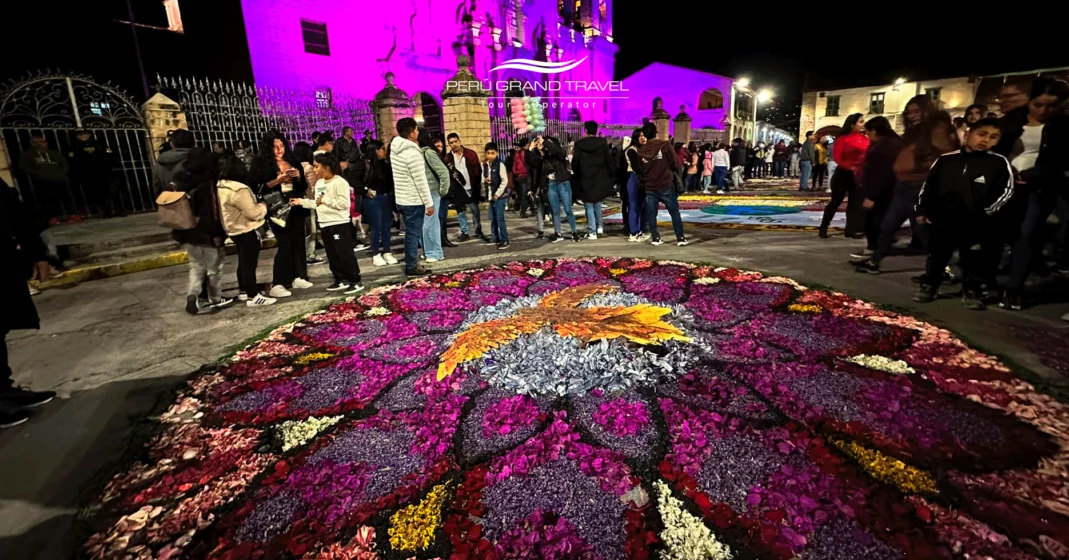 tradição de tapetes de flores em Ayacucho
