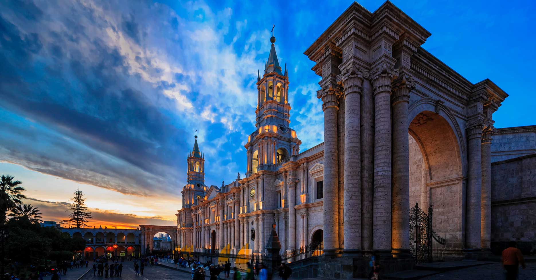 Cidade branca de Arequipa e vista da catedral
